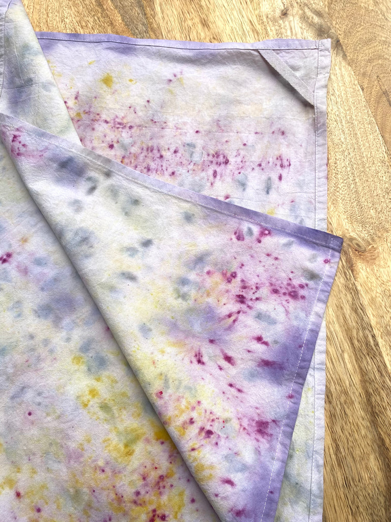 Fleming and Cazalas (F&C) naturally dyed 100% cotton flour sack towel for your kitchen or as a hand towel around the house. Naturally dyed with materials from nature and with zero harsh chemicals. Hand dyed in Austin, Texas with a slow process. 